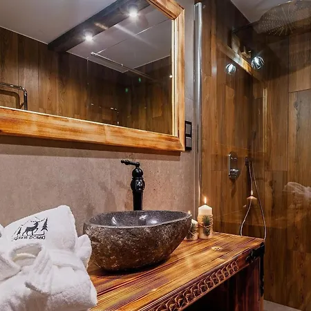 Highland-style Home, Sauna, Jacuzzi Holiday home *